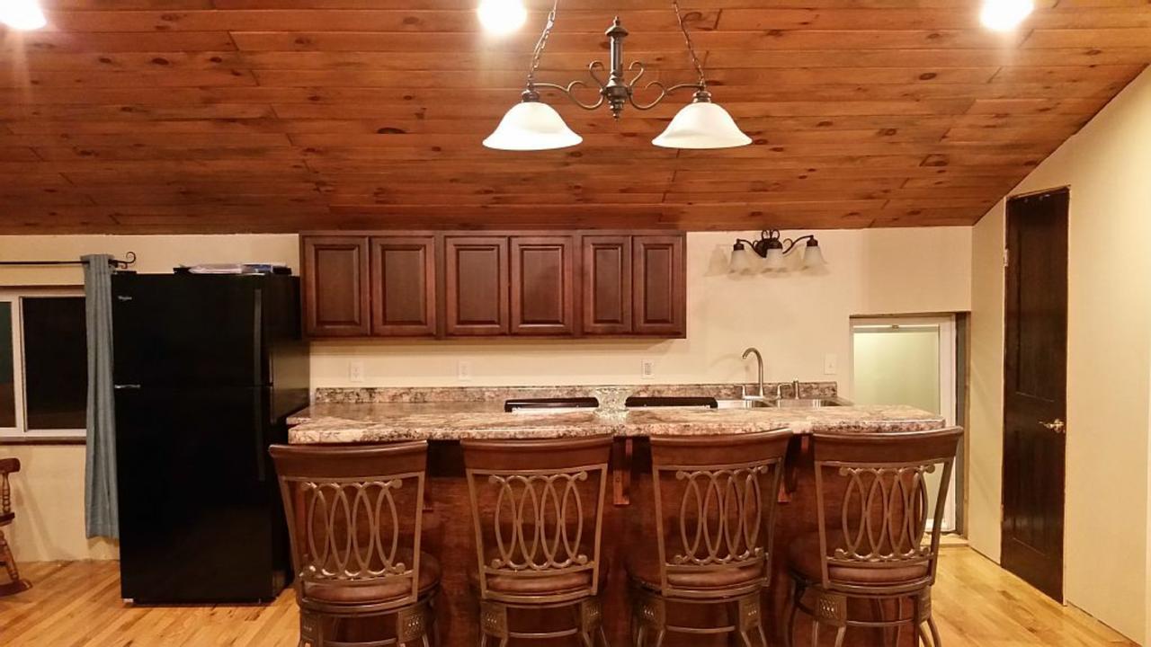 Hansen House Ontario Экстерьер фото